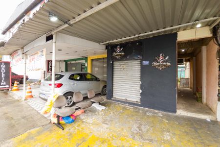 Fachada de casa à venda com 2 quartos, 360m² em Campo Grande, Rio de Janeiro