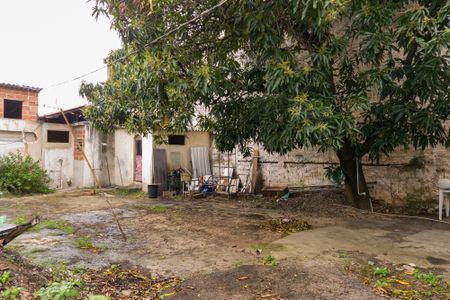 Quintal de casa à venda com 2 quartos, 360m² em Campo Grande, Rio de Janeiro