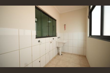 Área de Serviço de casa à venda com 3 quartos, 242m² em Parque das Nações, Santo André