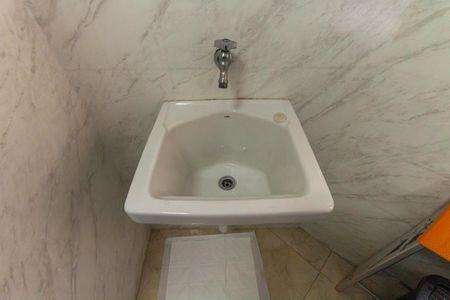 Apartamento à venda com 84m², 3 quartos e 2 vagas Apartamento à venda com 84m², 3 quartos e 2 vagasÁrea de Serviço