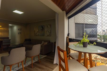 Apartamento à venda com 84m², 3 quartos e 2 vagas Apartamento à venda com 84m², 3 quartos e 2 vagasVaranda da Sala
