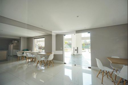 Apartamento à venda com 84m², 3 quartos e 2 vagas Apartamento à venda com 84m², 3 quartos e 2 vagasÁrea comum - Salão de festas