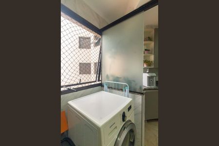 Apartamento à venda com 84m², 3 quartos e 2 vagas Apartamento à venda com 84m², 3 quartos e 2 vagasÁrea de Serviço