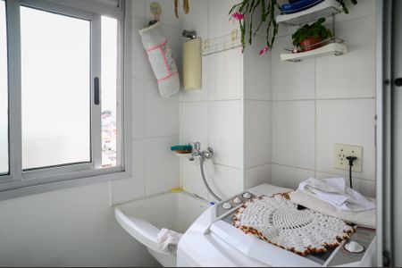 Apartamento para alugar com 55m², 2 quartos e 1 vagaÁrea de Serviço