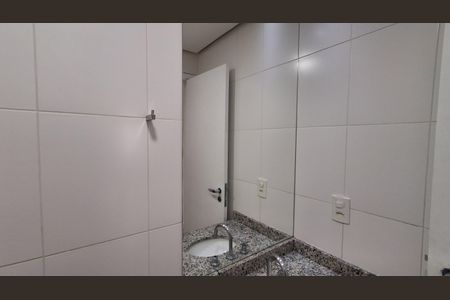 Apartamento para alugar com 62m², 2 quartos e 2 vagas Apartamento para alugar com 62m², 2 quartos e 2 vagasBanheiro Social