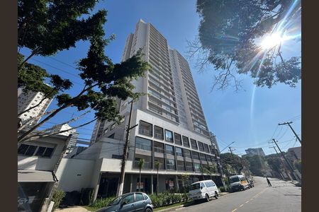 Studio para alugar com 25m², 1 quarto e sem vaga Studio para alugar com 25m², 1 quarto e sem vagaFachada