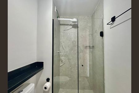Studio para alugar com 25m², 1 quarto e sem vaga Studio para alugar com 25m², 1 quarto e sem vagaBanheiro