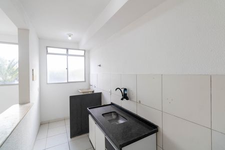 Apartamento à venda com 45m², 2 quartos e 1 vaga Apartamento à venda com 45m², 2 quartos e 1 vagaCozinha e Área de serviço