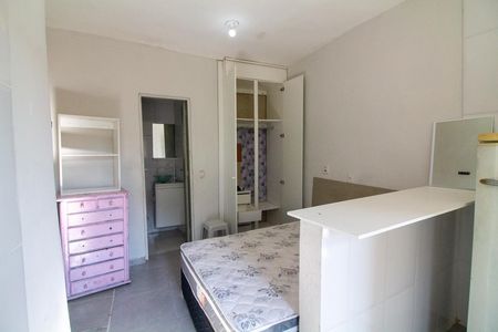 Studio para alugar com 17m², 1 quarto e sem vaga Studio para alugar com 17m², 1 quarto e sem vagaSala / Quarto - Studio
