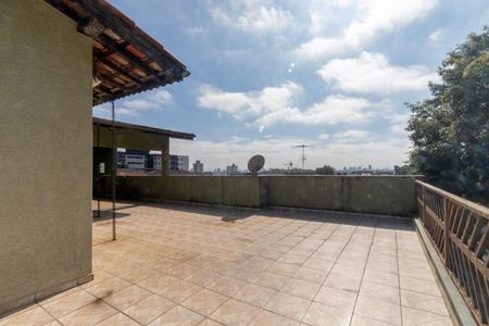 Casa para alugar com 376m², 4 quartos e sem vaga Casa para alugar com 376m², 4 quartos e sem vagaTerraço vista