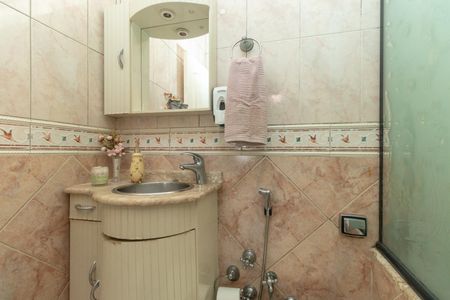 Casa para alugar com 376m², 4 quartos e sem vaga Casa para alugar com 376m², 4 quartos e sem vagaBanheiro Social