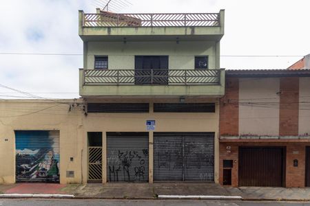 Casa para alugar com 376m², 4 quartos e sem vaga Casa para alugar com 376m², 4 quartos e sem vagaFachada