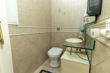 Casa para alugar com 376m², 4 quartos e sem vaga Casa para alugar com 376m², 4 quartos e sem vagaLavabo
