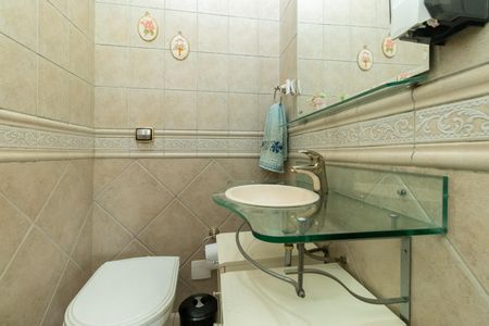 Casa para alugar com 376m², 4 quartos e sem vaga Casa para alugar com 376m², 4 quartos e sem vagaLavabo