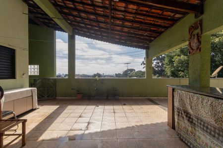 Casa para alugar com 376m², 4 quartos e sem vaga Casa para alugar com 376m², 4 quartos e sem vagaTerraço - Churrasqueira