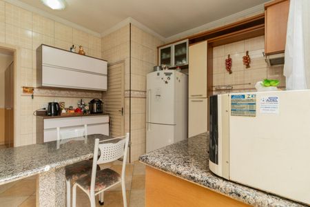 Cozinha de casa para alugar com 4 quartos, 376m² em Vila Carrão, São Paulo