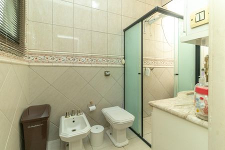 Casa para alugar com 376m², 4 quartos e sem vaga Casa para alugar com 376m², 4 quartos e sem vagaBanheiro da Suíte