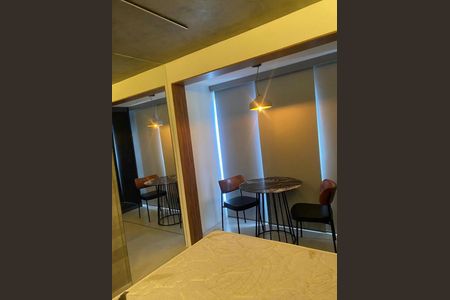 Sala / Quarto de apartamento para alugar com 1 quarto, 21m² em Barra, Salvador