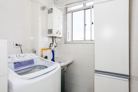 Área de Serviço de apartamento para alugar com 2 quartos, 101m² em Lindoia, Curitiba
