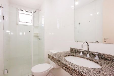 Banheiro de apartamento para alugar com 2 quartos, 101m² em Lindoia, Curitiba