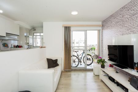 Apartamento para alugar com 2 quartos, 101m² em Lindoia, Curitiba