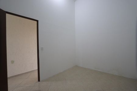 Quarto 2 de casa à venda com 2 quartos, 80m² em Conjunto Promorar Sapopemba, São Paulo