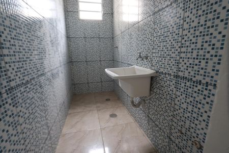 Casa para alugar com 80m², 2 quartos e sem vagaLavanderia