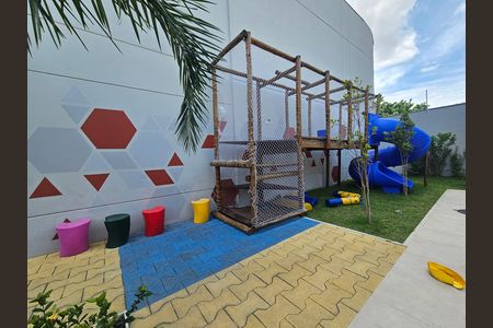 Apartamento à venda com 79m², 3 quartos e 1 vaga Apartamento à venda com 79m², 3 quartos e 1 vagaÁrea comum - Playground