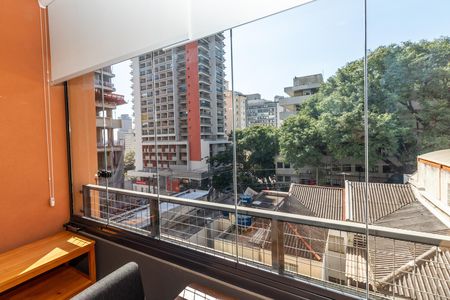Apartamento para alugar com 36m², 1 quarto e sem vaga Apartamento para alugar com 36m², 1 quarto e sem vagaVista da Varanda da Sala