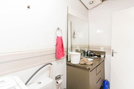 Apartamento para alugar com 118m², 2 quartos e sem vaga Apartamento para alugar com 118m², 2 quartos e sem vagaBanheiro