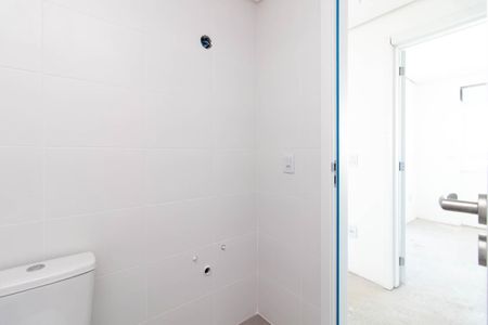 Apartamento à venda com 56m², 2 quartos e 1 vaga Apartamento à venda com 56m², 2 quartos e 1 vagaBanheiro Social