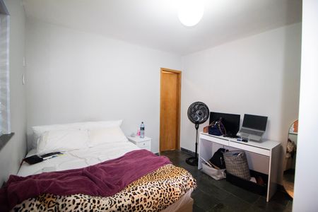 Quarto - Suite  de kitnet/studio para alugar com 1 quarto, 30m² em Alto Caiçaras, Belo Horizonte