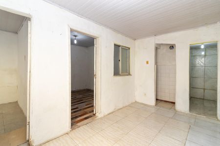 Casa para alugar com 40m², 2 quartos e sem vaga Casa para alugar com 40m², 2 quartos e sem vagaSala
