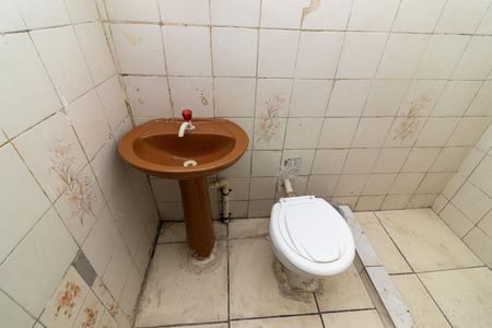 Casa para alugar com 40m², 2 quartos e sem vaga Casa para alugar com 40m², 2 quartos e sem vagaBanheiro