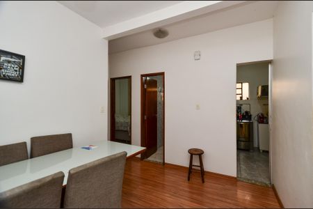 Apartamento à venda com 65m², 3 quartos e sem vaga Apartamento à venda com 65m², 3 quartos e sem vagaSala de Jantar