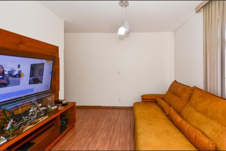 Sala de Estar de apartamento à venda com 3 quartos, 65m² em Horto Florestal, Belo Horizonte