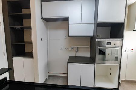 Apartamento para alugar com 71m², 2 quartos e 1 vaga Apartamento para alugar com 71m², 2 quartos e 1 vagaCozinha - Armários