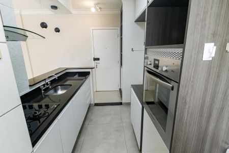 Apartamento para alugar com 71m², 2 quartos e 1 vaga Apartamento para alugar com 71m², 2 quartos e 1 vagaCozinha - Armários