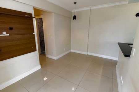 Apartamento para alugar com 71m², 2 quartos e 1 vaga Apartamento para alugar com 71m², 2 quartos e 1 vagaSala