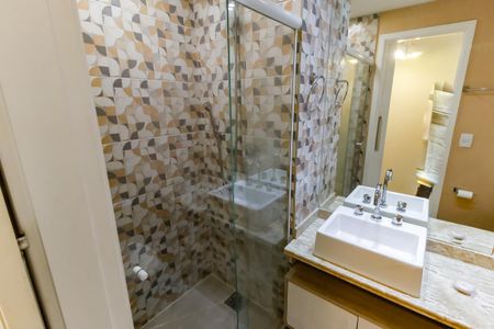 Banheiro de apartamento para alugar com 2 quartos, 71m² em Vila Andrade, São Paulo