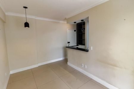 Apartamento para alugar com 71m², 2 quartos e 1 vaga Apartamento para alugar com 71m², 2 quartos e 1 vagaSala