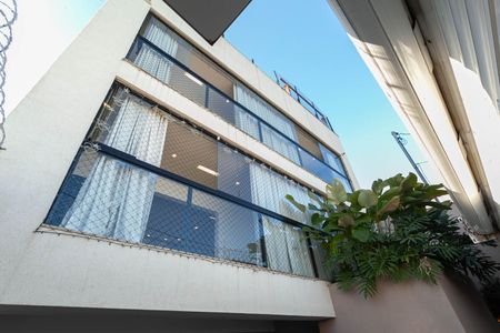 Fachada de casa à venda com 3 quartos, 430m² em Cândida Ferreira, Contagem