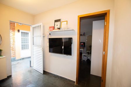 Casa para alugar com 32m², 1 quarto e sem vaga Casa para alugar com 32m², 1 quarto e sem vagaSala