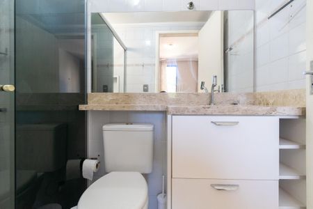 Apartamento para alugar com 73m², 3 quartos e 2 vagas Apartamento para alugar com 73m², 3 quartos e 2 vagasBanheiro da Suíte