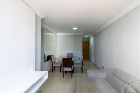 Apartamento para alugar com 73m², 3 quartos e 2 vagas Apartamento para alugar com 73m², 3 quartos e 2 vagasSala