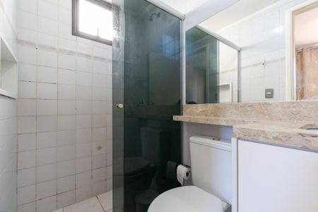 Apartamento para alugar com 73m², 3 quartos e 2 vagas Apartamento para alugar com 73m², 3 quartos e 2 vagasBanheiro da Suíte
