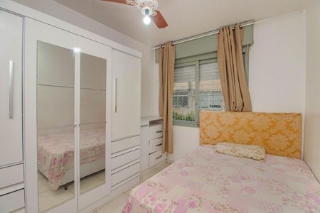Quarto de apartamento para alugar com 1 quarto, 48m² em Rubem Berta, Porto Alegre