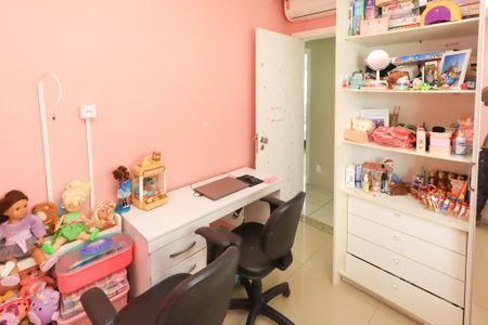 Apartamento para alugar com 130m², 3 quartos e 2 vagas Apartamento para alugar com 130m², 3 quartos e 2 vagasQuarto 3