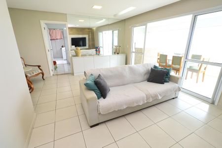 Apartamento para alugar com 3 quartos, 130m² em Patamares, Salvador