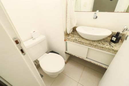 Apartamento para alugar com 130m², 3 quartos e 2 vagas Apartamento para alugar com 130m², 3 quartos e 2 vagasLavabo